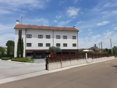 호텔 파고 델 올리보 아로요데라엔코미엔다 호텔