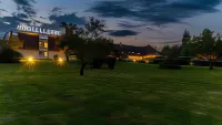 Logis Hostellerie d'Aussois Hôtels à : Semur-en-Auxois