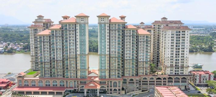 Kuching Riverine Resort Hotels in Kuching