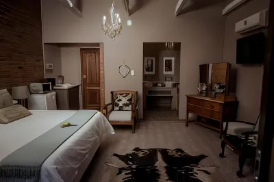 Klip en Kristal Guesthouse Hotels near Loebies Gasteplaas