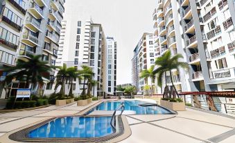 One Palm Tree Condo at Manila Airport T3 by Beth