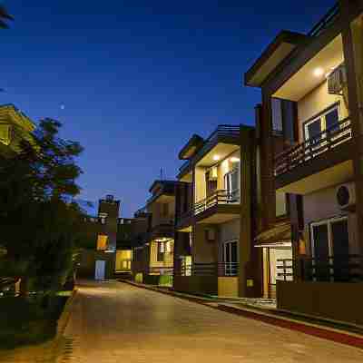 Vrinda Anandam Resort Hotel Exterior