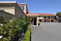 Lugano Motor Lodge Hotels in Blenheim