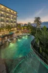 Nava Hotel Tawangmangu - Romantic