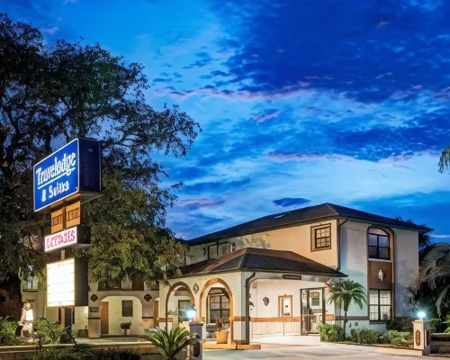 Travelodge by Wyndham Hotel & Cottages St Augustine/Historic Экстерьер Photos
