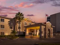 康福特套房市中心 鄰近奧蘭多藝術博物館的酒店