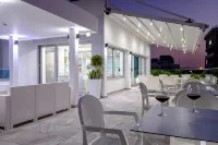 Art & Wine Boutique Hotel