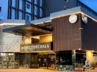 Hotel Tonchala Hoteles cerca de Nike store