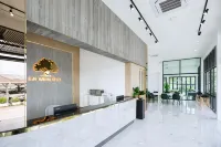 TREE AIRPORT HOTEL