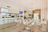 President Hotel - Bar