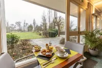 Brit Hotel le Parc Vichy Hotel a Effiat