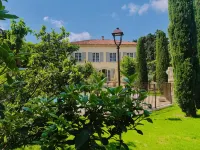 Villa Agrippa Hotels in Piolenc