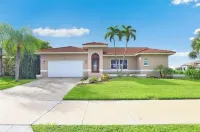 Tropical Vacation Home Marco Island Florida - Close to Beaches-Pet Friendly-POOL - breakfast