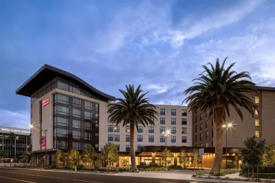 Home2 Suites by Hilton Anaheim Resort Hotels in Anaheim