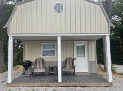 Tan cabin close to University of Central Missouri and Whiteman AF Base