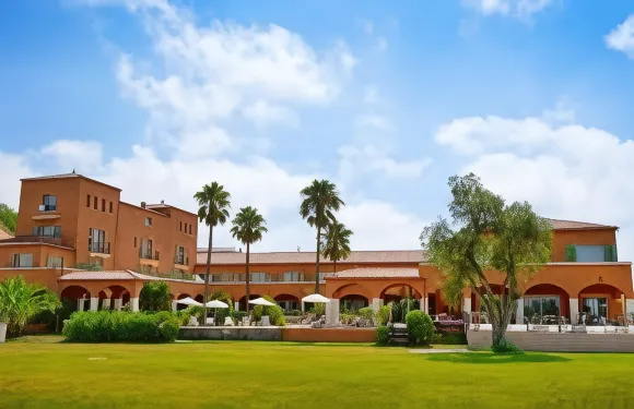 阿爾罕布拉酒店