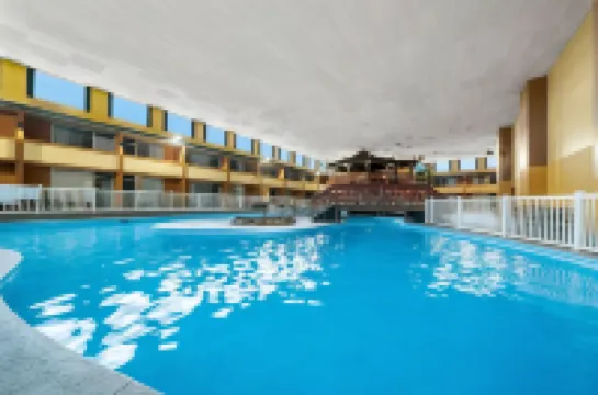 Suburban Studios, Kearney