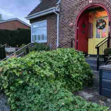 Overdale Motel Hotel Exterior