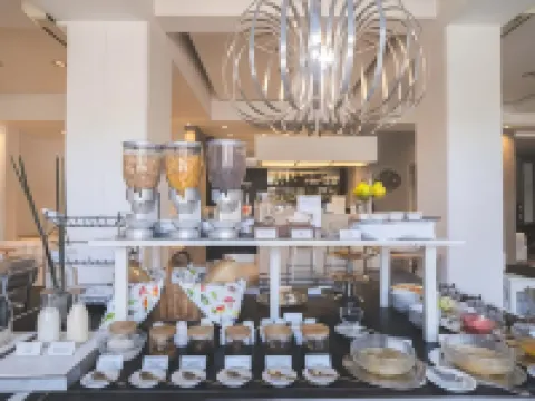 託洛薩酒店 馬德林港酒店