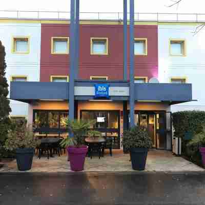 ibis budget L'Isle-Adam Hotel Exterior