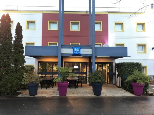 Ibis Budget l'Isle Adam - พร้อมอาหารเช้า