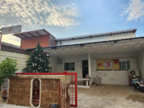 No.9 Hostel Kanchanaburi