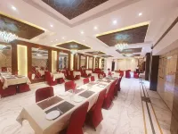 Hotel Shrinath Palace فنادق في Jhansi Rly. Settl