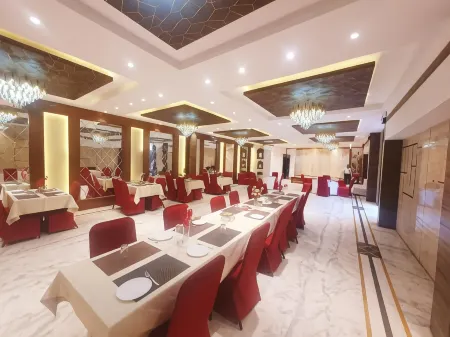 Hotel Shrinath Palace