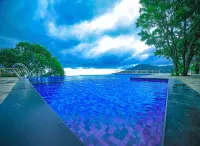 Grand Palace Hotel & Spa - Pools