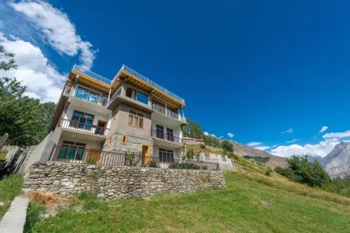 Hunza Lounge Hotels in Karimabad