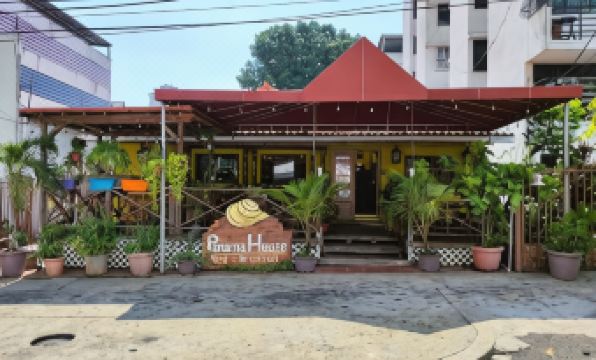 Panama House Bed & Breakfast