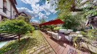 Besharat Gallery & Museum Hotel di Barbizon