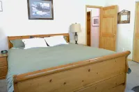 Uniquely Alaskan Vacation Home