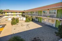 Marifah Inn Sweetwater Hotels near Bealls