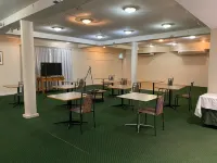 Knotts Crossing Resort Hotels in Lansdowne
