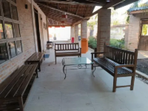 House 7 SUITES w / air 150 m from the beach - Cond. closed - Lit. N./ SP