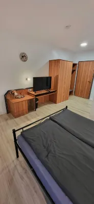 Pension Wolf Hotels in der Nähe von Mauritiuskirche Bornstedt