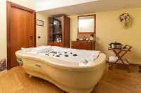 Lux Garden Hotel Hotels in Bușteni