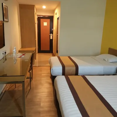 Tang Dynasty Lodge Tuaran Hotels near River Bay Beach