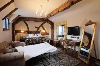 The White Swan Hotel โรงแรมใน