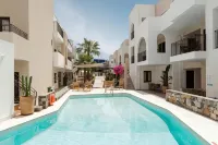 Nami Hotel & Suites - Swimmingpools