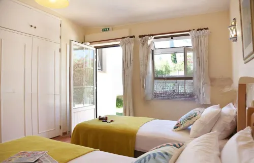 GARDEN APARTMENT