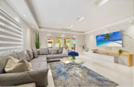 Sunshine Villa 6Br: Swimming Spa/Games/Chill Yard