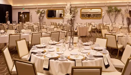 Ashland Hills Hotel & Suites