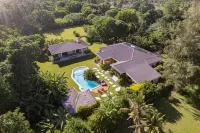 Nakatumble - Luxury Sustainable Villa with Farm