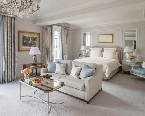 Four Seasons Hotel George V Paris Hotels in Paris