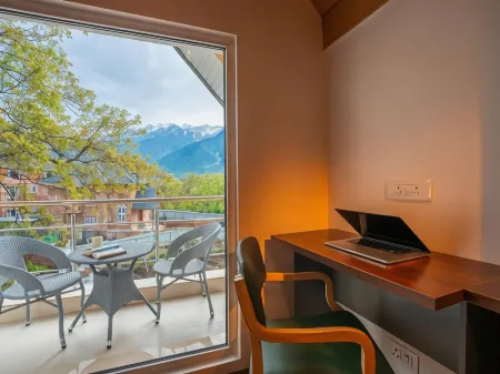 Moustache Hostel Pahalgam Отели в г. Anantnag