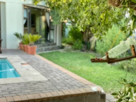 埃拉貝斯特箱子酒店