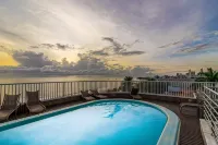 Happy Hotel Manaíra - 2-Star