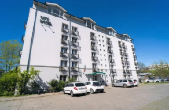 City Hotel Bucharest Hotels near Drumul Taberei Park